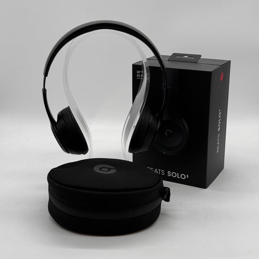 Beats Solo3 Wireless Over-Ear Bluetooth Headphones Black A1796