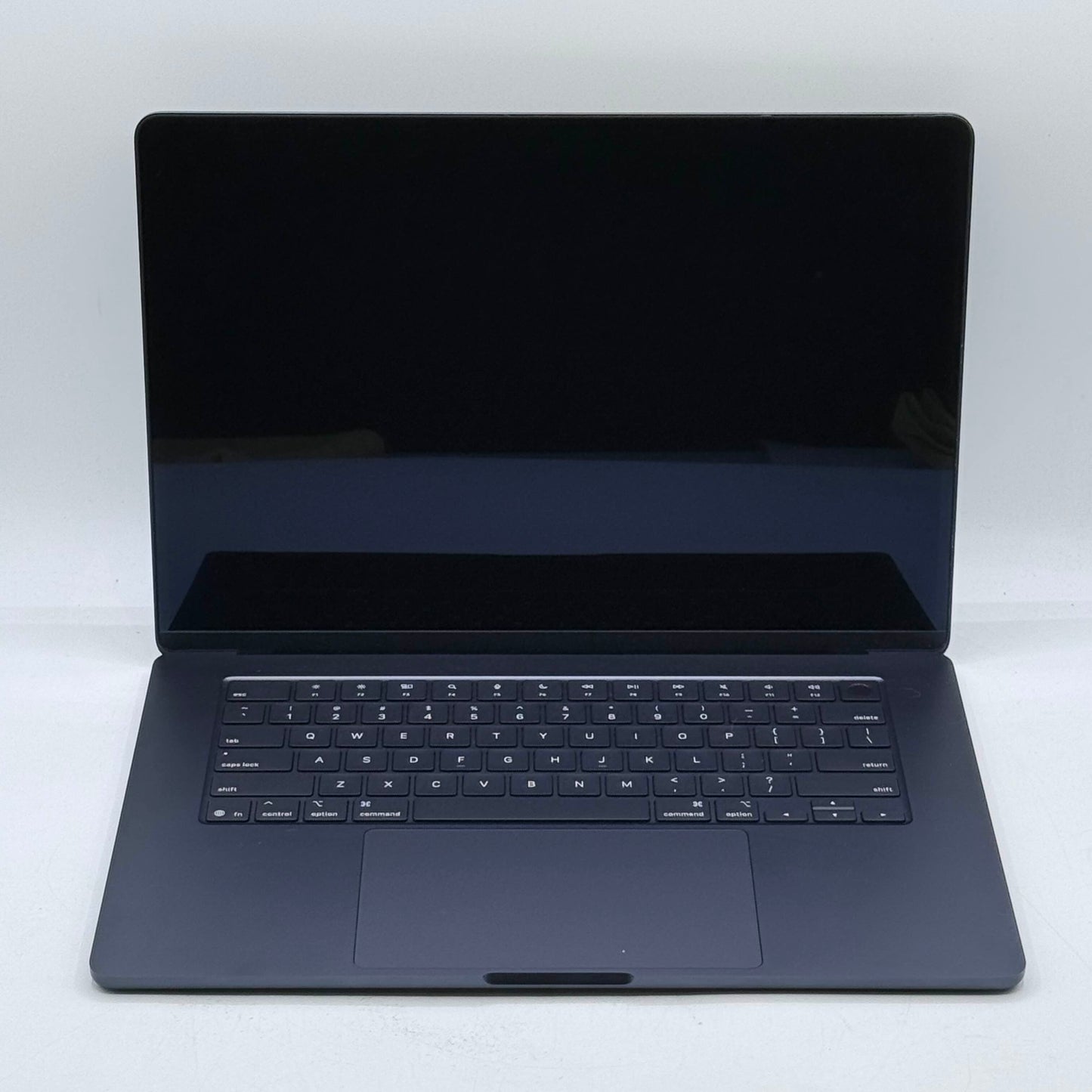 2025 Apple MacBook Air 15" M4 10C GPU 4.5GHz 16GB RAM 256GB SSD A3241